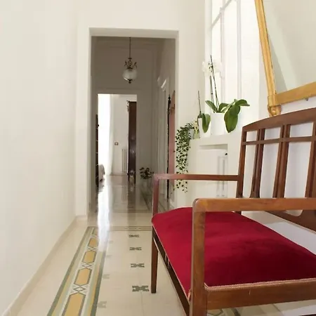 Lux Domus Μπάρι