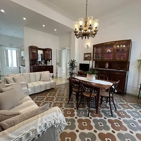 Διαμέρισμα Lux Domus *