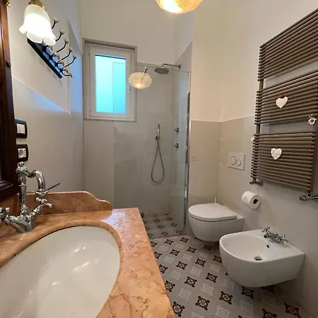 Lux Domus *